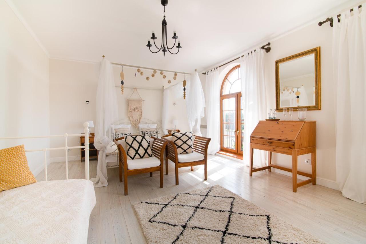 Hotel Lemoniada Lucmierz Экстерьер фото